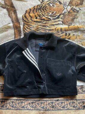 Adidas Black Version Crop top